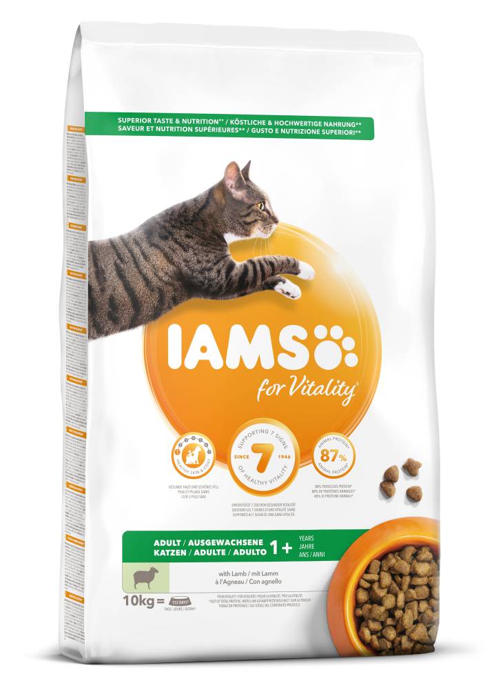 IAMS for Vitality dry cat food (kibble) for adult cats with lamb 10 kg