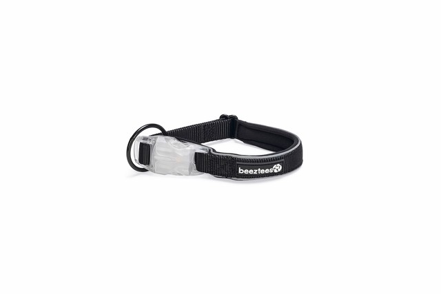 Beeztees koera kaelarihm LED + USB Parinica 35-40cm must